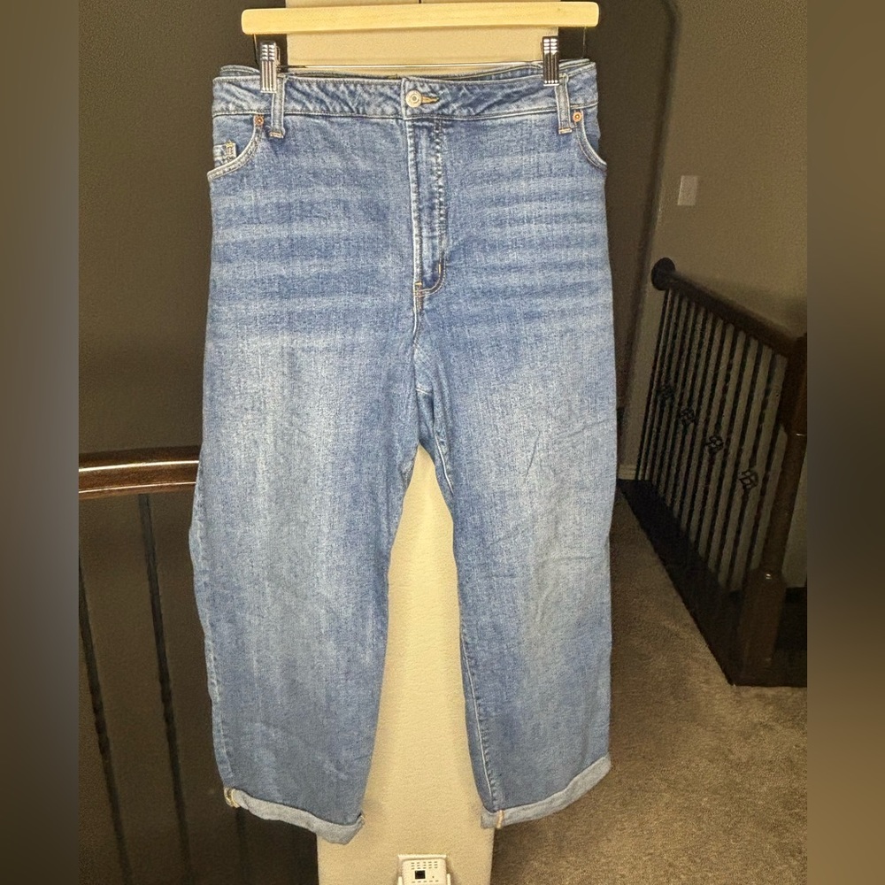 Old Navy High Rise OG Loose Fit Denim Jeans Style #876564-00 Casual Lowkey